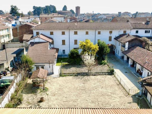 Villetta indipendente in vendita di 400 m² in Via Giuseppe Verdi, 64