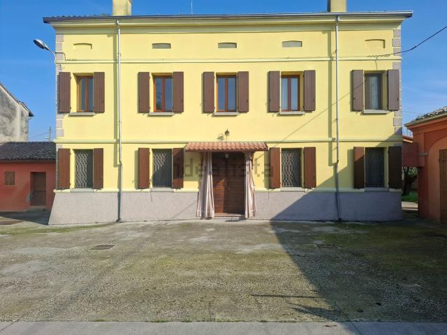 Villetta indipendente in vendita di 400 m² in Via Donatori di Sangue