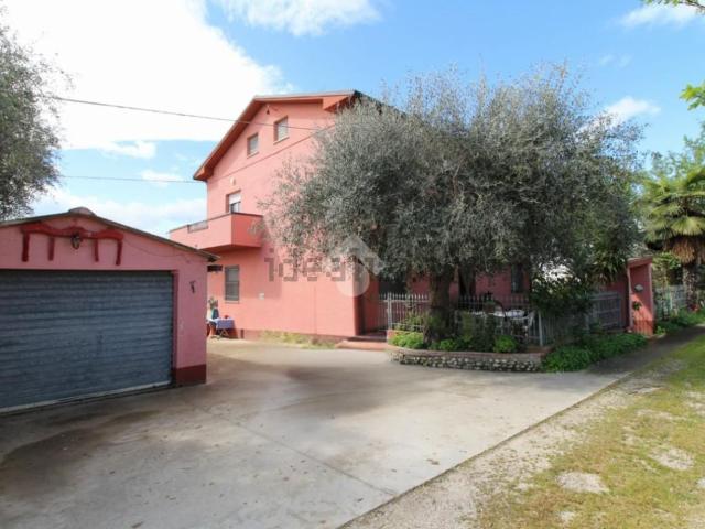 Villetta indipendente in vendita di 400 m² in Via del Consorzio, 11