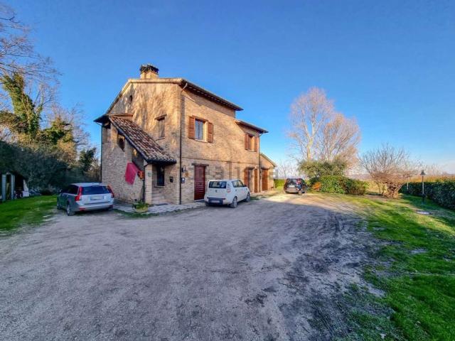 Villetta indipendente in vendita di 400 m² in Via del Parco