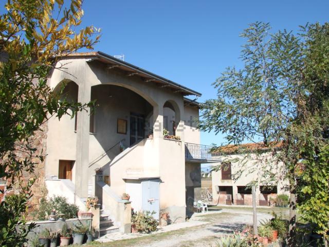 Villetta indipendente in vendita di 400 m² in Via dell&apos Ancano