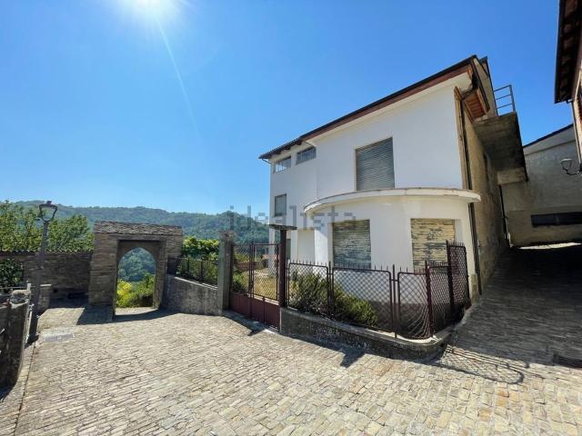 Villetta indipendente in vendita di 400 m² in Via della Porta, 10