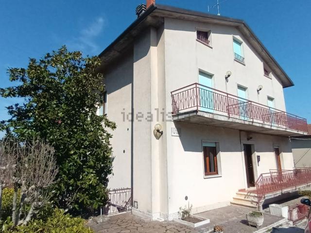 Villetta indipendente in vendita di 400 m² in Via delle Terme Sud, 40