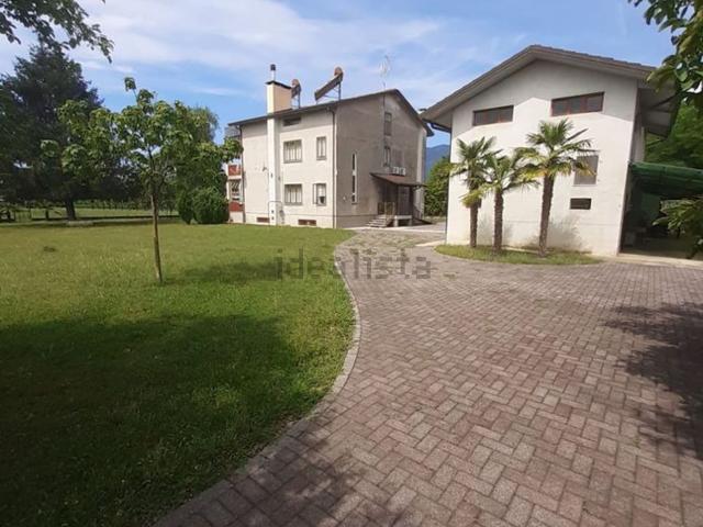 Villetta indipendente in vendita di 400 m² in Via Enea Ellero