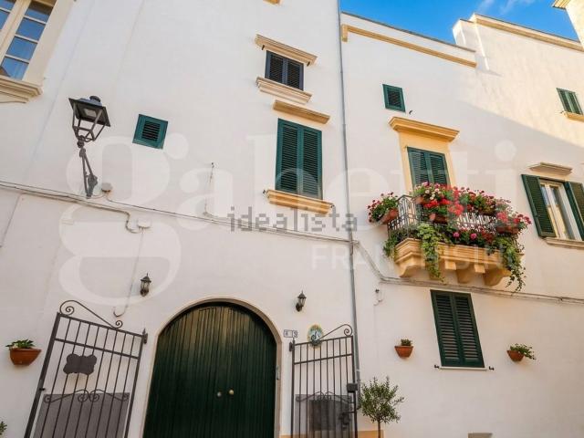Villetta indipendente in vendita di 400 m² in Via Ferrai, 10