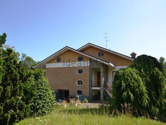 Villetta indipendente in vendita di 400 m² in Via monte bo, 51