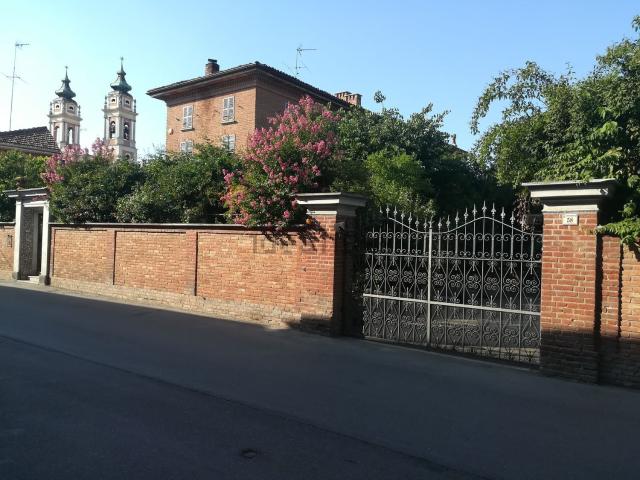 Villetta indipendente in vendita di 400 m² in Via San Gregorio Maria Grassi, 76
