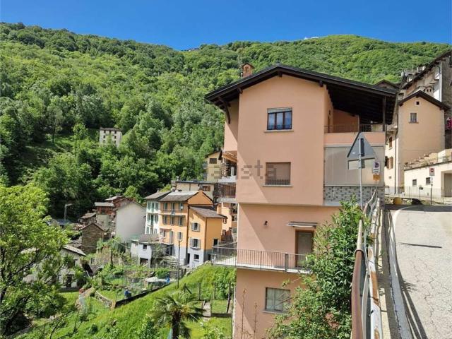 Villetta indipendente in vendita di 400 m² in Via Provinciale, 2
