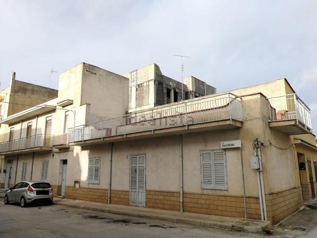 Villetta indipendente in vendita di 400 m² in Via Tucidide