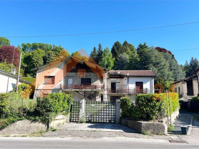 Villetta indipendente in vendita di 400 m² in Via Vittorio Veneto, 77
