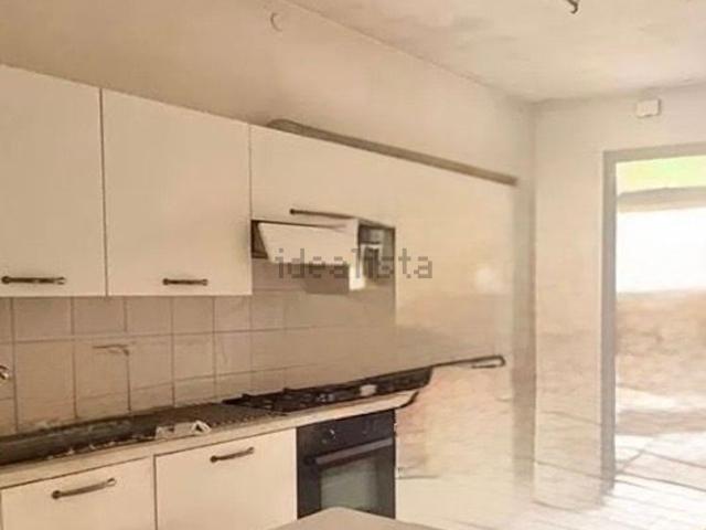 Villetta indipendente in vendita di 400 m² in Via Villa
