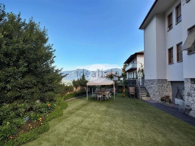 Villetta indipendente in vendita di 402 m²