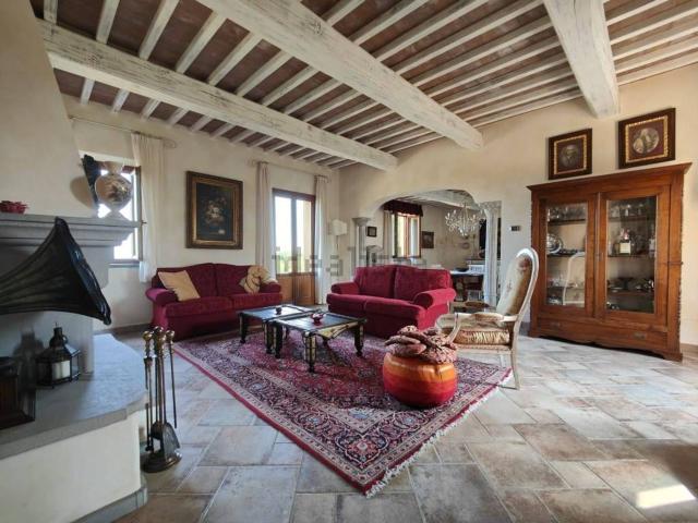 Villetta indipendente in vendita di 403 m² in Via Ricavo Varramista