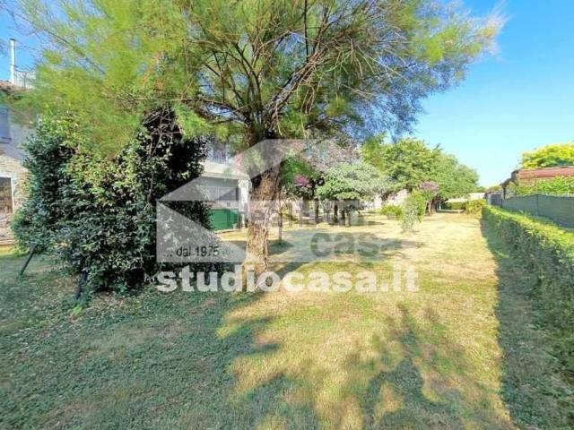 Villetta indipendente in vendita di 405 m²