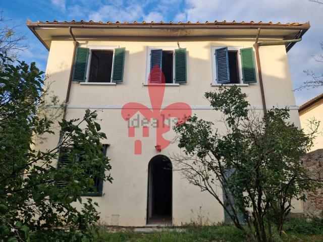 Villetta indipendente in vendita di 410 m² in Via Bernardo Martellini