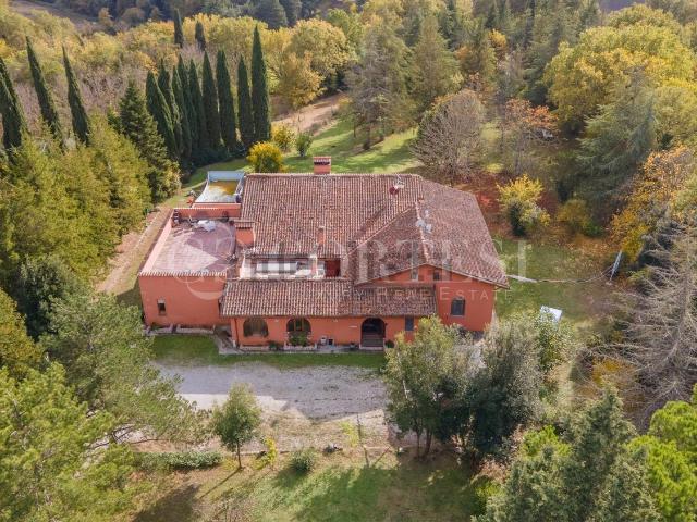 Villetta indipendente in vendita di 411 m² in Via Camillo Benso Conte di Cavour