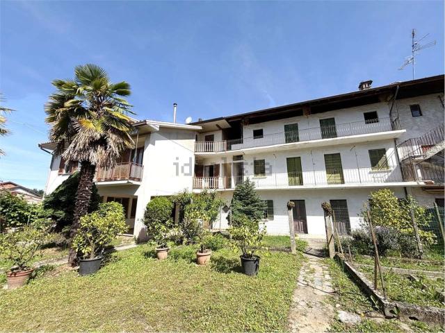 Villetta indipendente in vendita di 413 m²