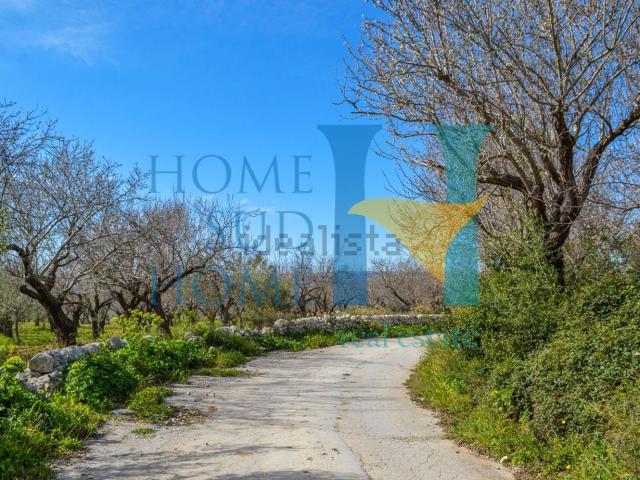 Villetta indipendente in vendita di 420 m² in Via Tommaso Fazello, 228