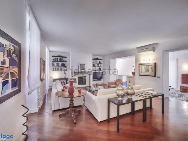 Villetta indipendente in vendita di 423 m²