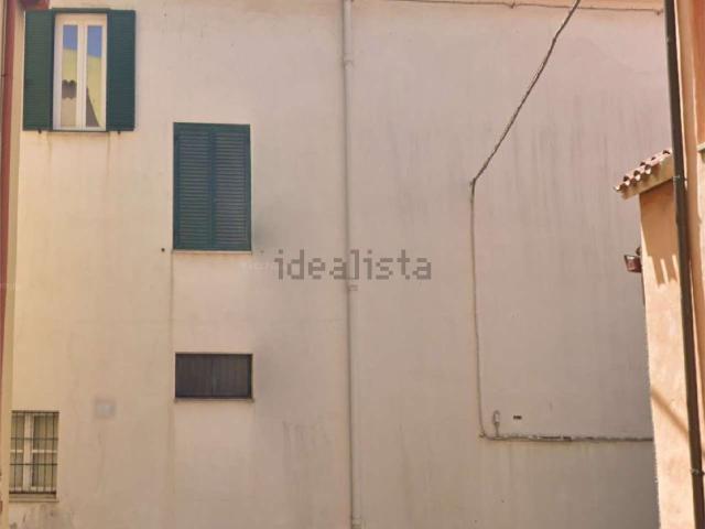 Villetta indipendente in vendita di 426 m² in Via Salvatore Farina
