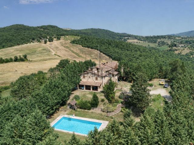 Villetta indipendente in vendita di 429 m² in Via Sant&apos Aurelio