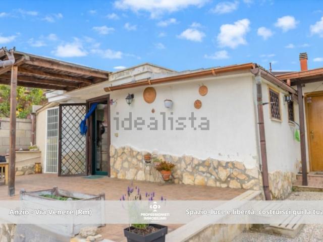 Villetta indipendente in vendita di 42 m² in Via Venere