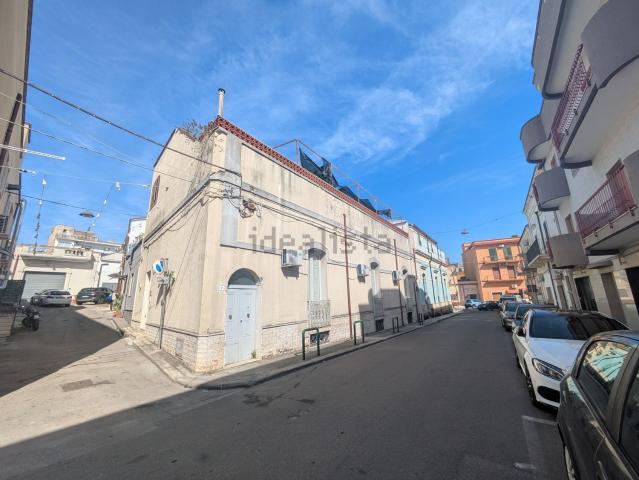 Villetta indipendente in vendita di 430 m² in Via P. Piemonte, 2