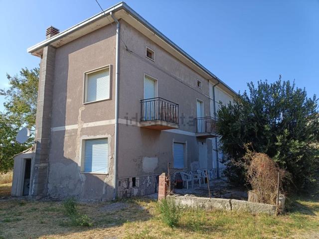 Villetta indipendente in vendita di 430 m² in Contrada Verratti, 33