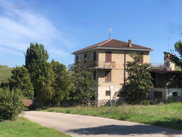 Villetta indipendente in vendita di 430 m² in Strada Provinciale 170, 20
