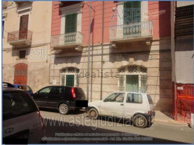 Villetta indipendente in vendita di 435 m² in Via Milano, 4