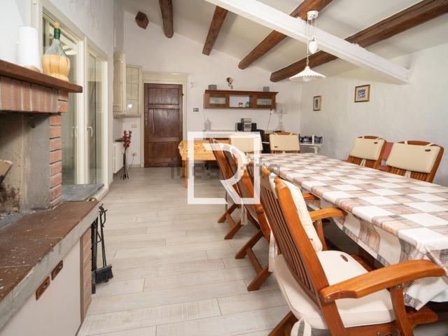 Villetta indipendente in vendita di 439 m² in Via Godo Vecchia, 5