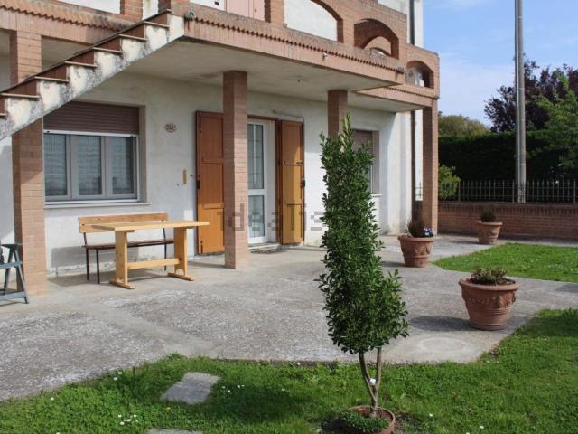 Villetta indipendente in vendita di 440 m² in Via Argine Sabato