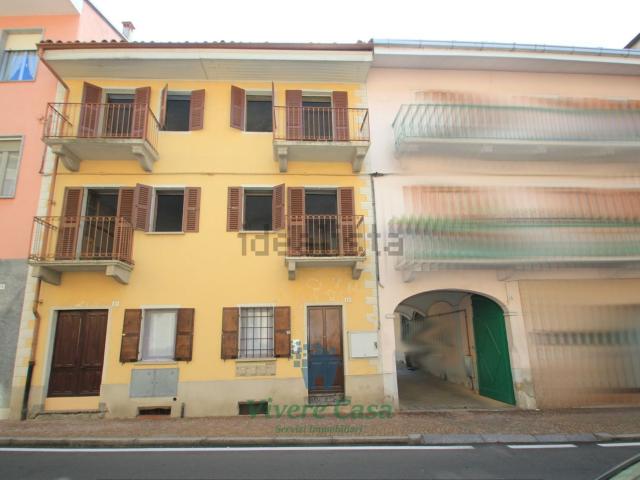 Villetta indipendente in vendita di 440 m² in Via Libertà