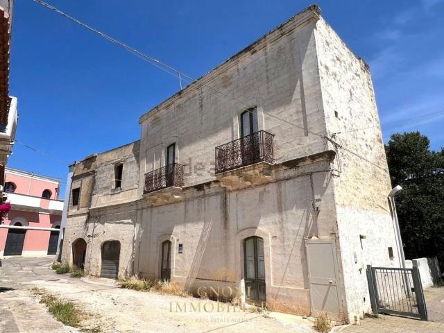 Villetta indipendente in vendita di 440 m² in Viale Gallipoli