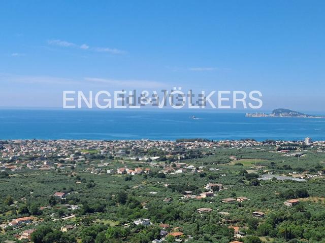 Villetta indipendente in vendita di 444 m² in Via Campole