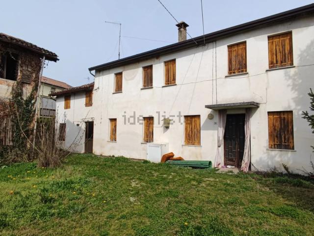 Villetta indipendente in vendita di 445 m²