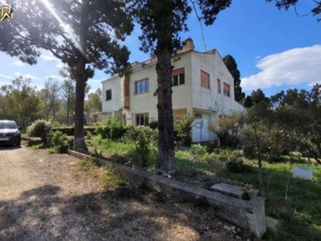 Villetta indipendente in vendita di 448 m² in Piazza G. Garibaldi