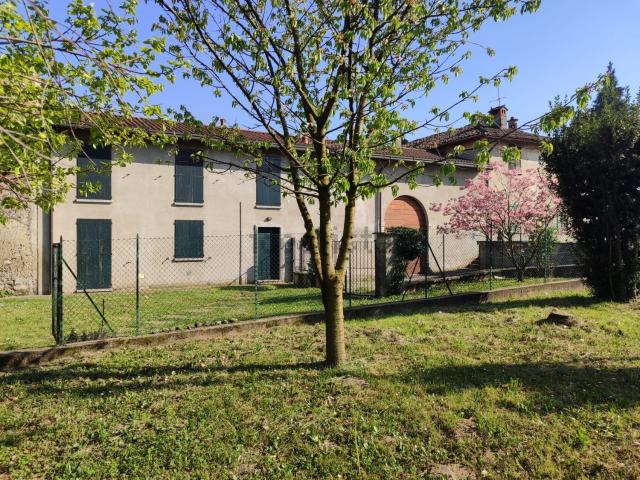 Villetta indipendente in vendita di 450 m²