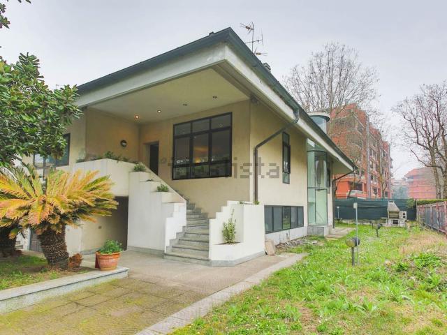 Villetta indipendente in vendita di 450 m²