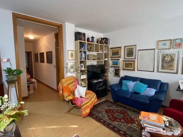 Villetta indipendente in vendita di 450 m²