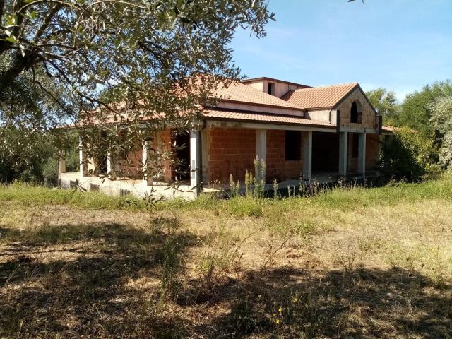 Villetta indipendente in vendita di 450 m² in Via Sant&apos Antonio