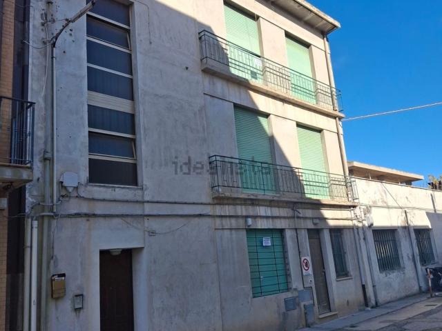 Villetta indipendente in vendita di 450 m² in Via Umberto I, 96