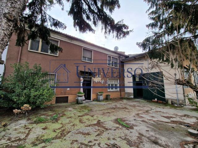 Villetta indipendente in vendita di 450 m² in Strada Oriolo, 188