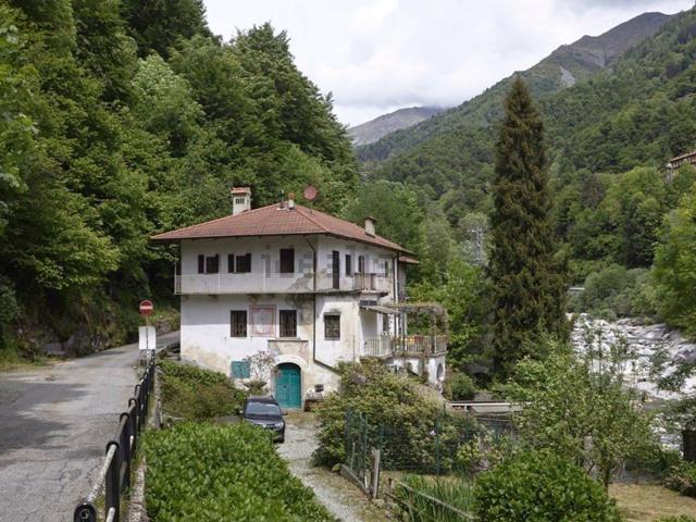 Villetta indipendente in vendita di 452 m² in Località Mulino Pianelli, 69