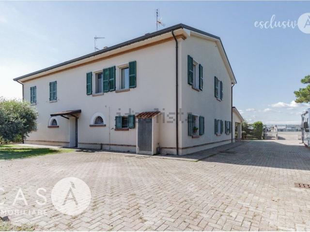 Villetta indipendente in vendita di 455 m² in Via Popilia, 249