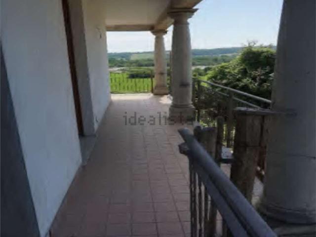Villetta indipendente in vendita di 459 m² in Via Santa Lucia, 28