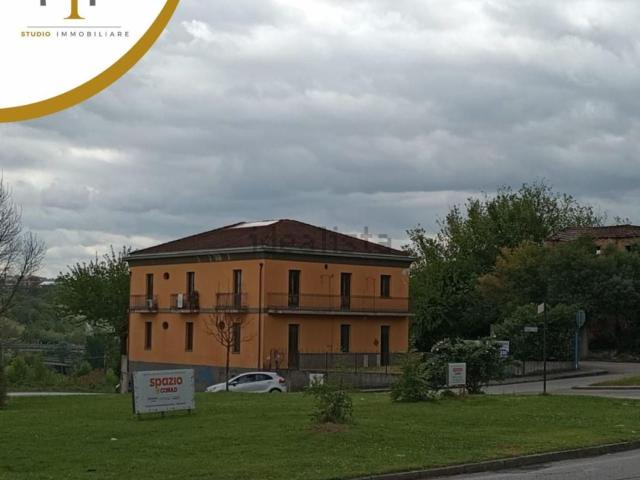 Villetta indipendente in vendita di 460 m² in Via Aldo Moro