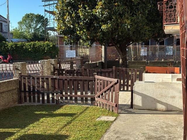 Villetta indipendente in vendita di 460 m² in Via Bracciolini