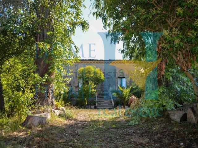 Villetta indipendente in vendita di 460 m² in Via pietro messina, 3
