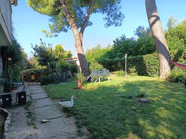 Villetta indipendente in vendita di 460 m² in Via Torconca, 866